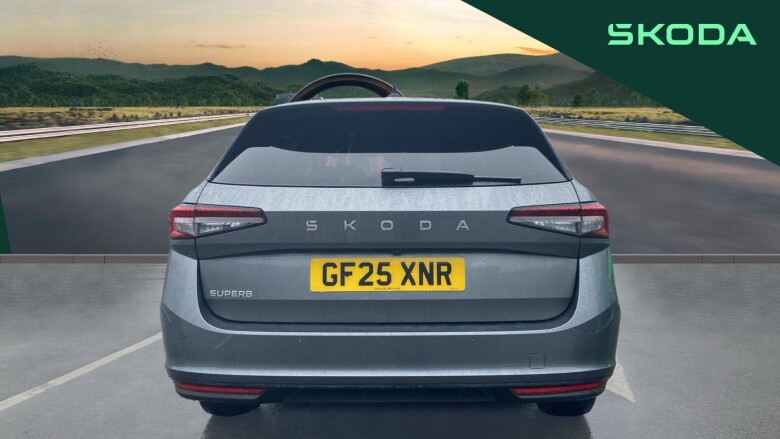 Skoda Superb 2.0 TDI SE Technology 5dr DSG Diesel Estate